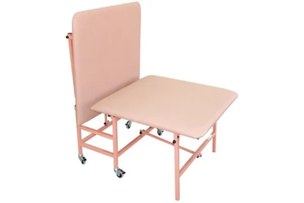 Therapieliege nach Bobath Seco E-Box Teilweise geklappt