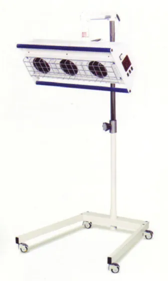 Rotlichtstrahler 3-flammig Stativmodell
