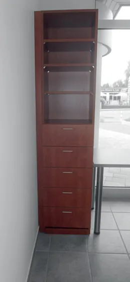 Karteischrank mit Regalaufsatz