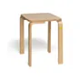 Stabiler Formholzhocker